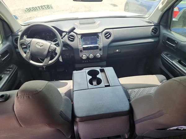 2021 TOYOTA TUNDRA SR5 grade