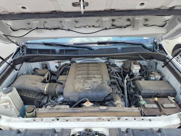 2021 TOYOTA TUNDRA SR5 grade