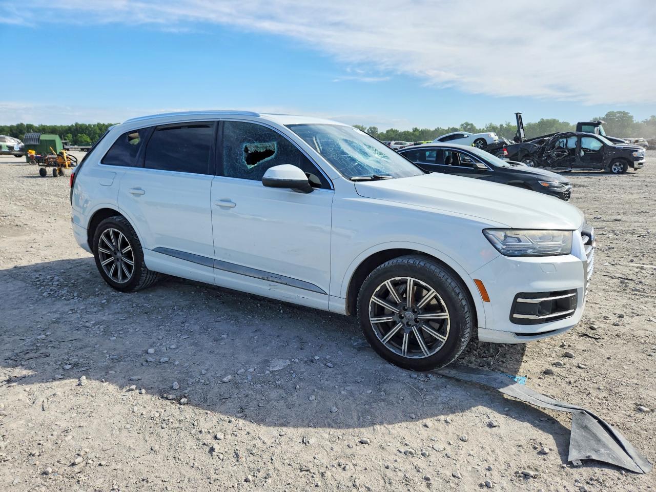 2017 AUDI Q7 quattro Premium Plus