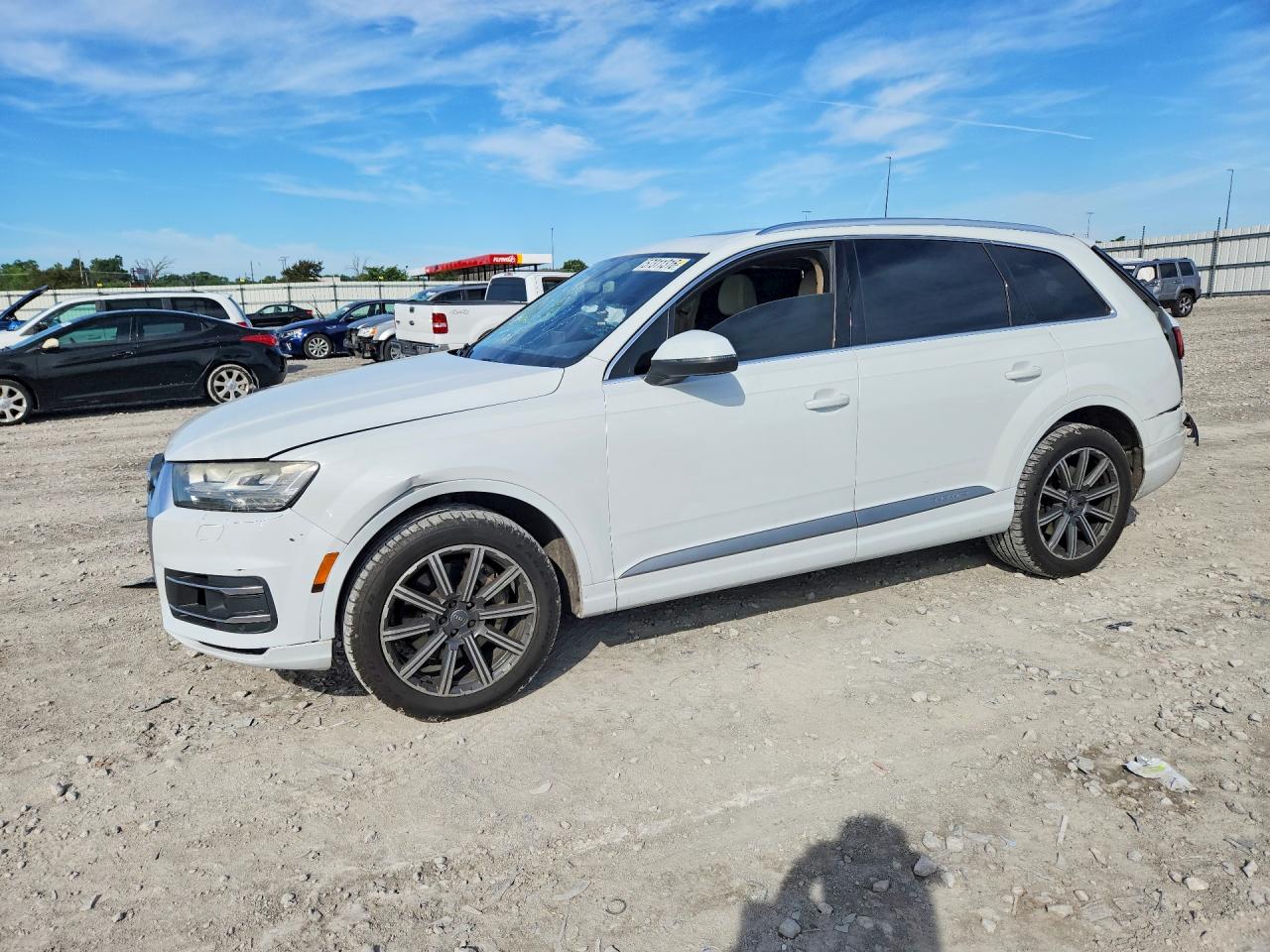 2017 AUDI Q7 quattro Premium Plus