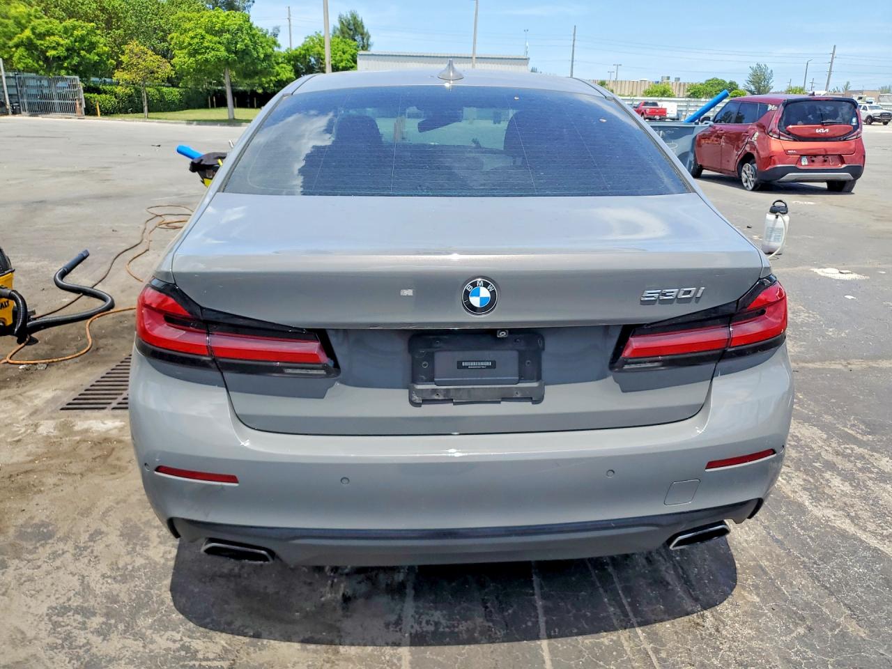 2021 BMW 530