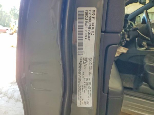 2021 JEEP GRAND CHEROKEE LAREDO 4X4