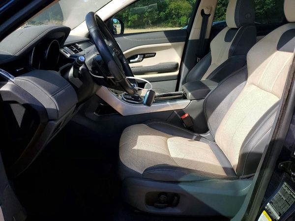 2017 LAND ROVER RANGE ROVER EVOQUE SE — DENT