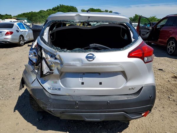 2020 NISSAN KICKS