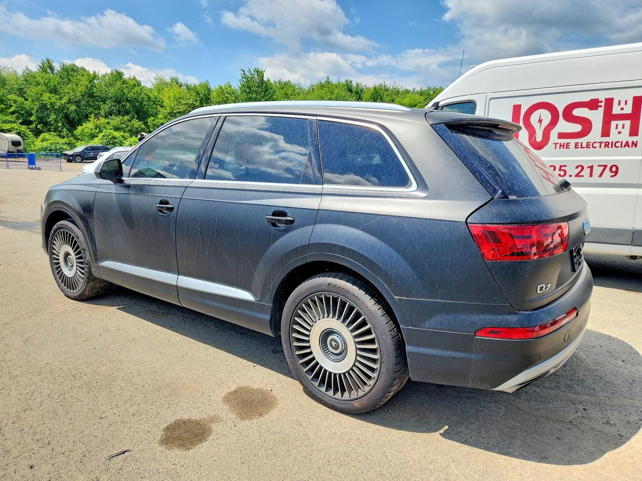 2017 AUDI Q7 quattro Premium Plus