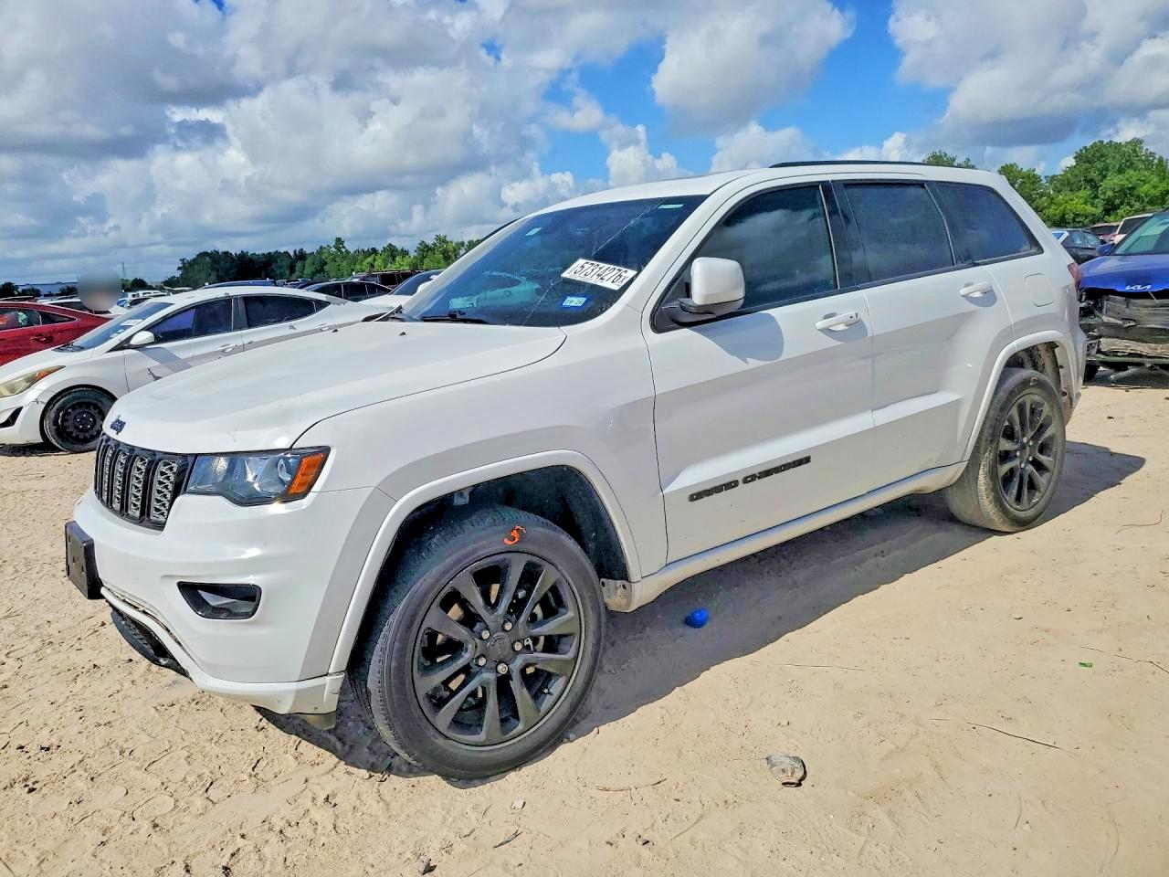 2018 JEEP GRAND CHEROKEE LAREDO 4X2