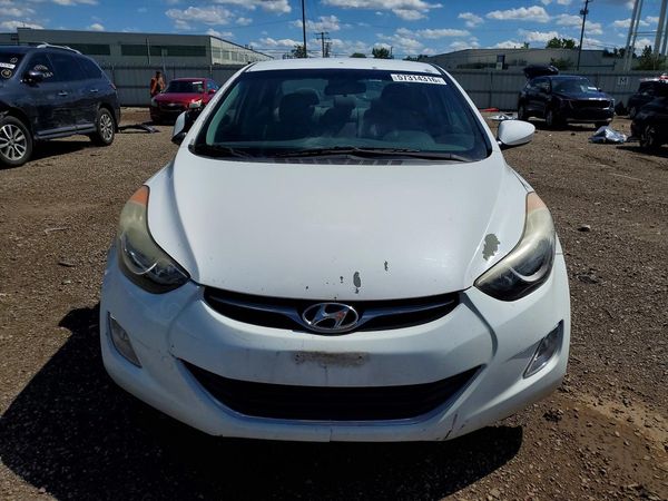 2013 HYUNDAI ELANTRA