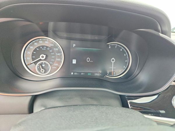 2025 GENESIS G70