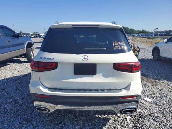 2021 MERCEDES-BENZ GLB GLB250