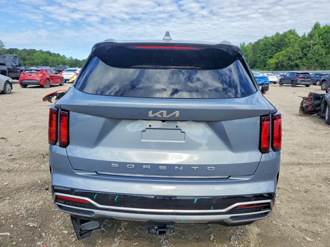 2022 KIA SORENTO S
