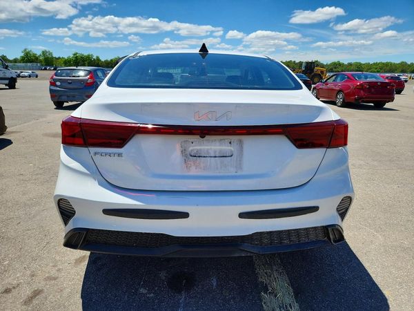 2022 KIA FORTE FE, LXS
