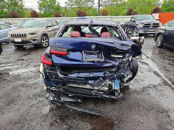 2022 BMW 330XE