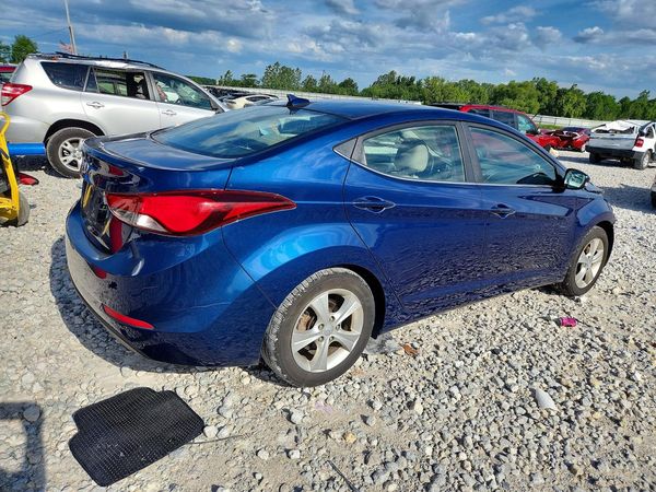 2016 HYUNDAI ELANTRA
