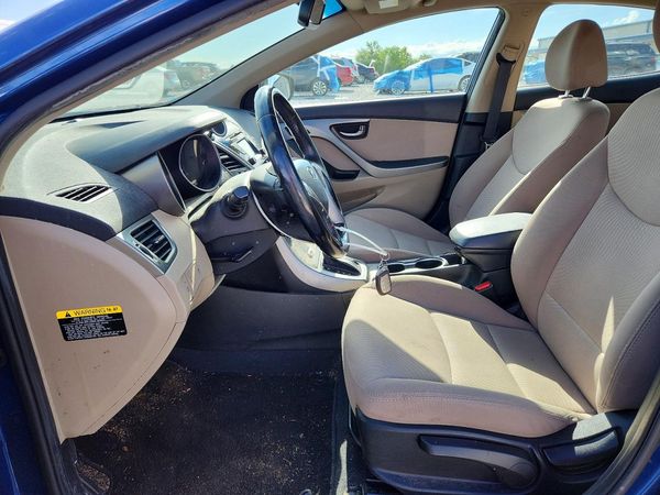 2016 HYUNDAI ELANTRA