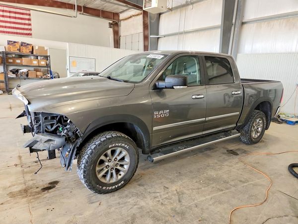 2013 RAM 1500 SLT