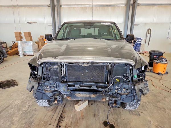 2013 RAM 1500 SLT