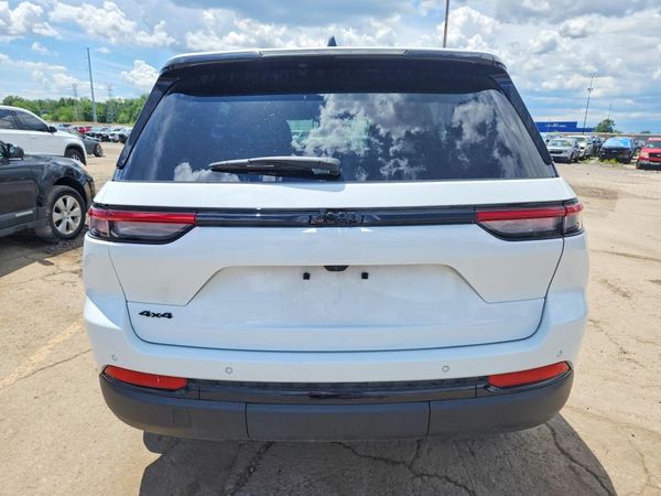 2025 JEEP GRAND CHEROKEE