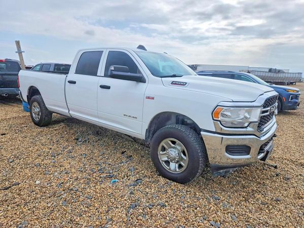 2022 RAM 2500 TRADESMAN CREW CAB 4X4