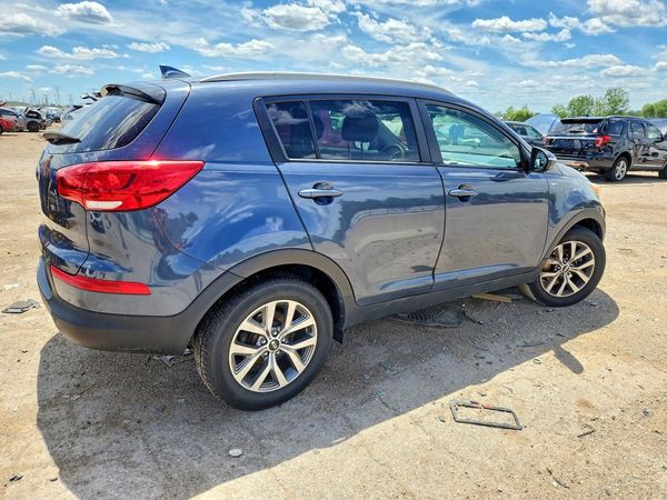 2015 KIA SPORTAGE GL - Middle-low