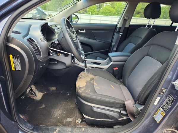 2015 KIA SPORTAGE GL - Middle-low