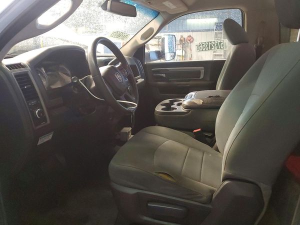 2017 RAM 5500 REG CAB CHASSIS — DENT