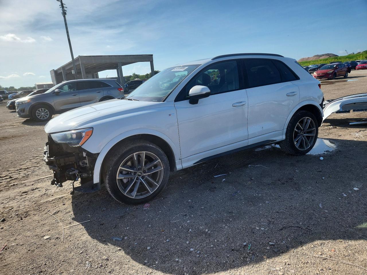 2022 AUDI Q3 S Line quattro Premium