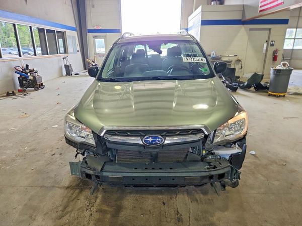 2018 SUBARU FORESTER Base P