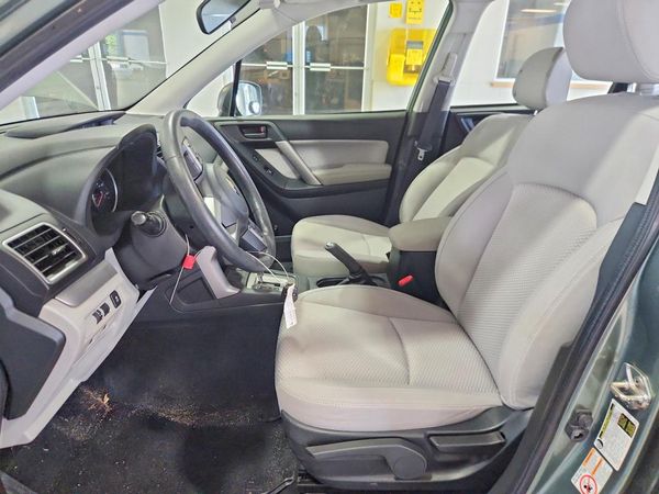 2018 SUBARU FORESTER Base P