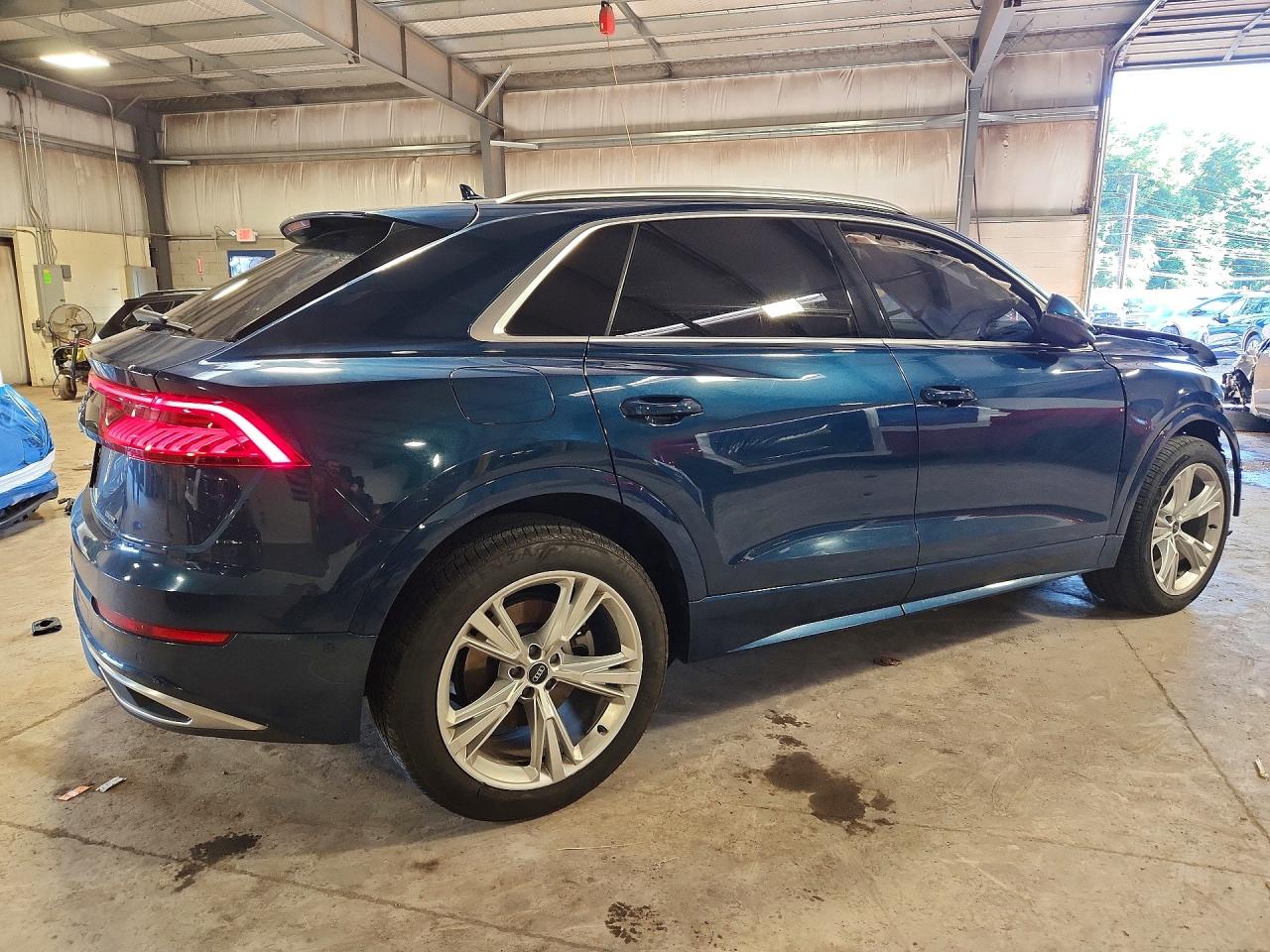 2021 AUDI Q8 quattro Premium Plus