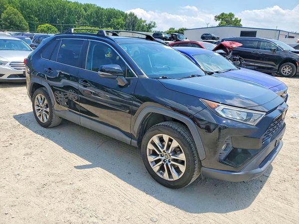 2019 TOYOTA RAV4 XLE Premium