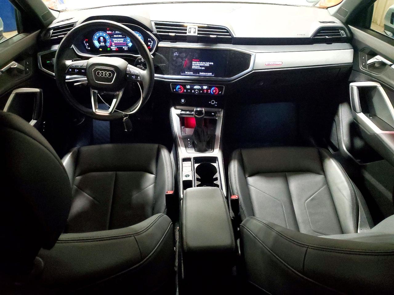 2024 AUDI Q3