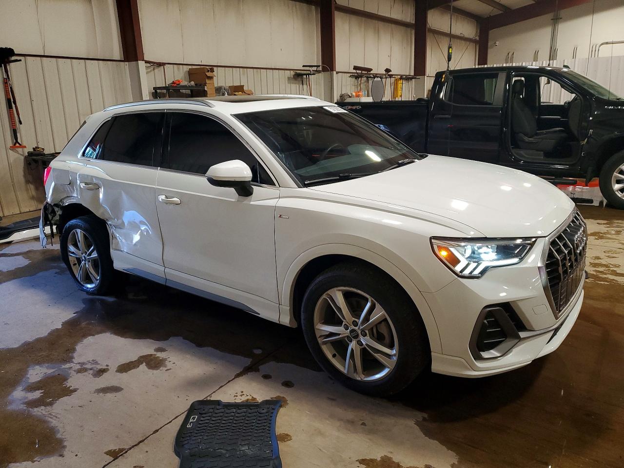 2024 AUDI Q3