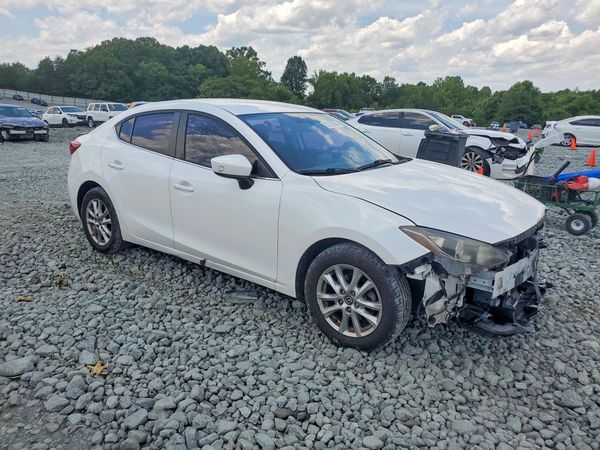 2016 MAZDA 3 Sport/GX