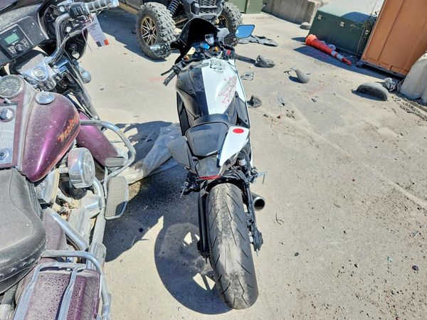 2025 YAMAHA YZFR7
