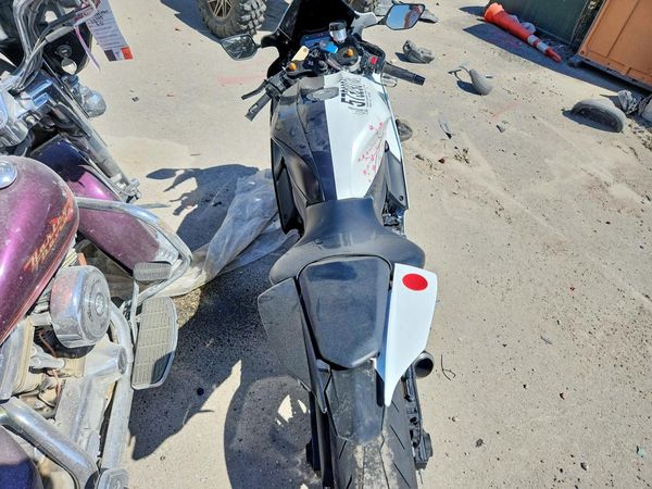 2025 YAMAHA YZFR7