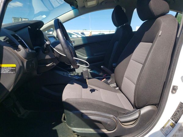 2017 KIA FORTE LX Popular, S