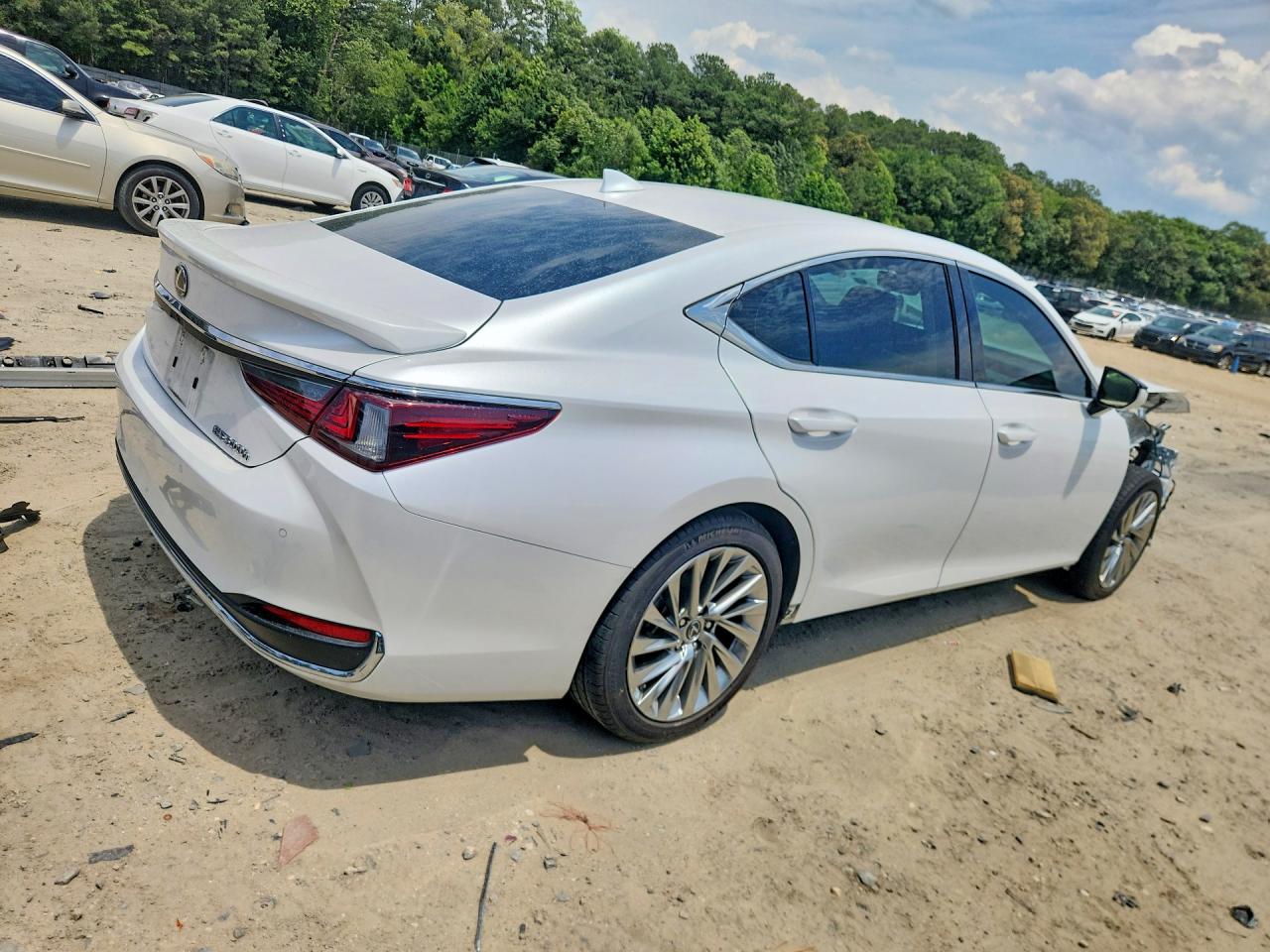 2023 LEXUS ES 300H 300h Luxury