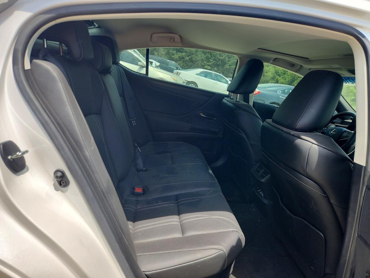 2023 LEXUS ES 300H 300h Luxury