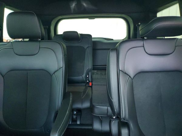 2025 JEEP GRAND CHEROKEE Laredo, Altitude