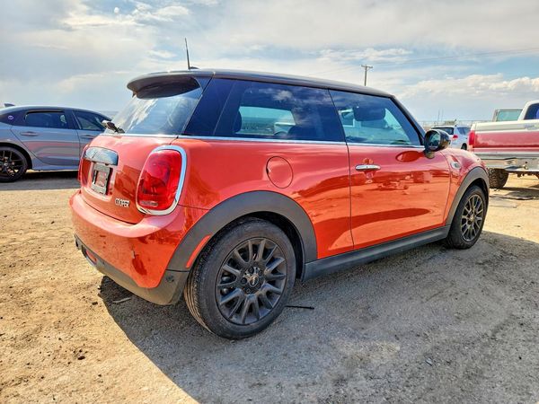 2019 MINI COOPER