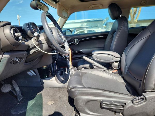 2019 MINI COOPER