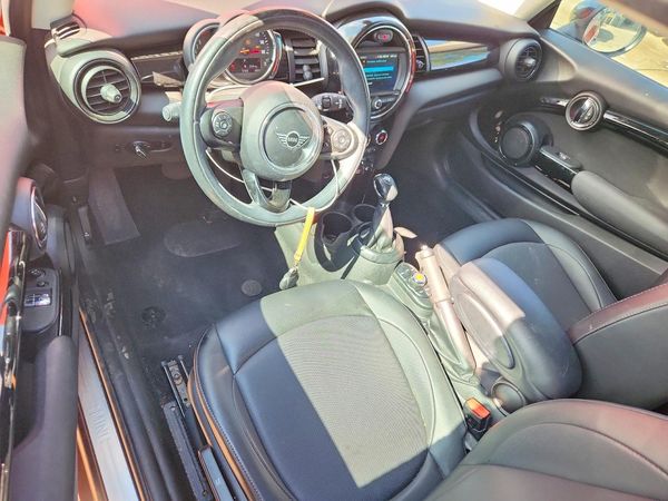 2019 MINI COOPER