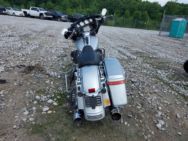 2015 HARLEY-DAVIDSON FLHXS