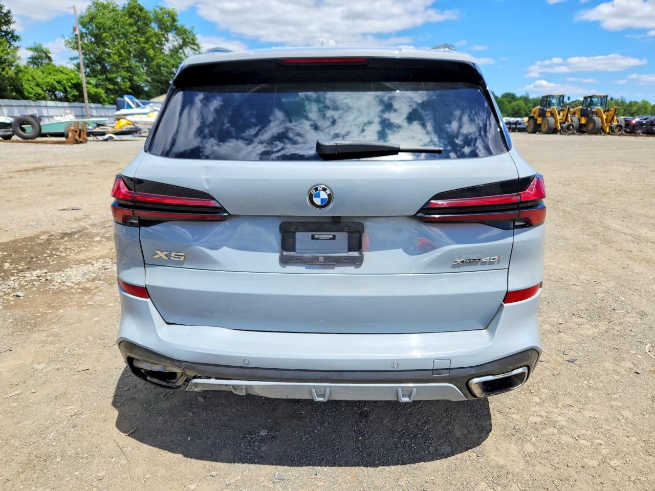2024 BMW X5 xDrive40i