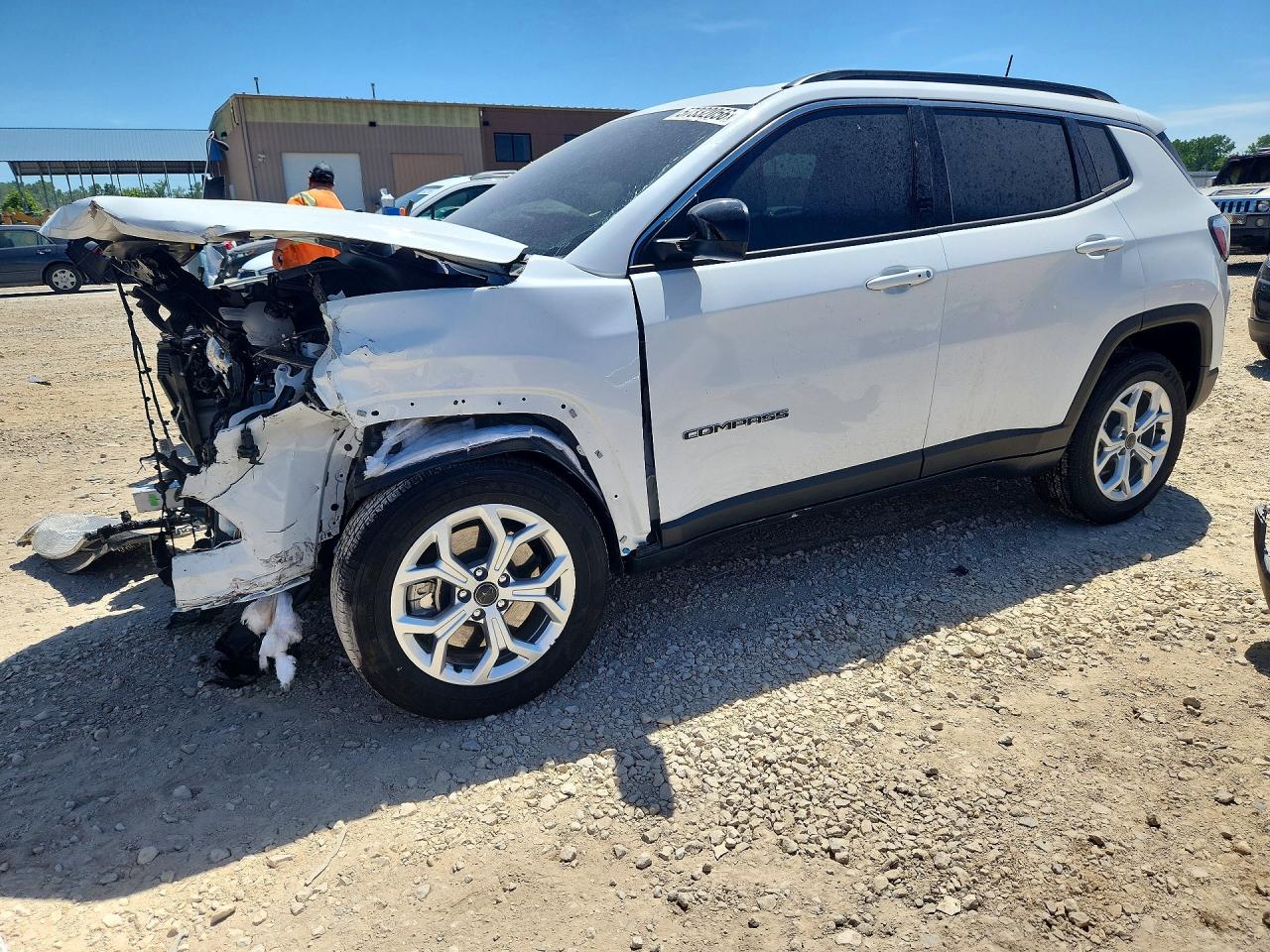 2025 JEEP COMPASS North, Latitude