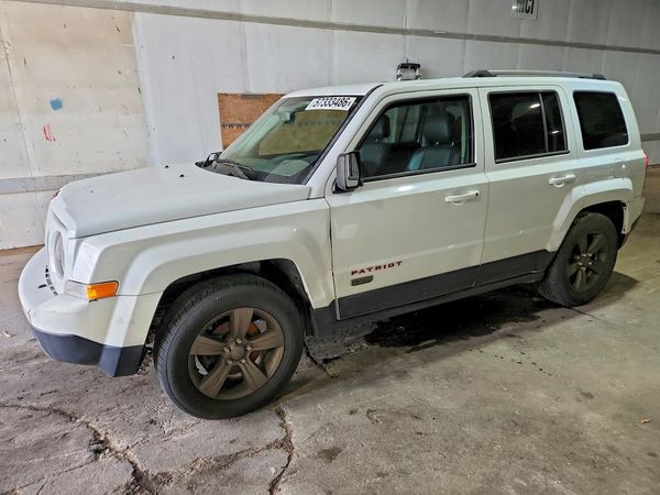 2016 JEEP PATRIOT Sport — Front 3/4