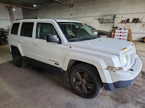 2016 JEEP PATRIOT Sport — Passenger 3/4