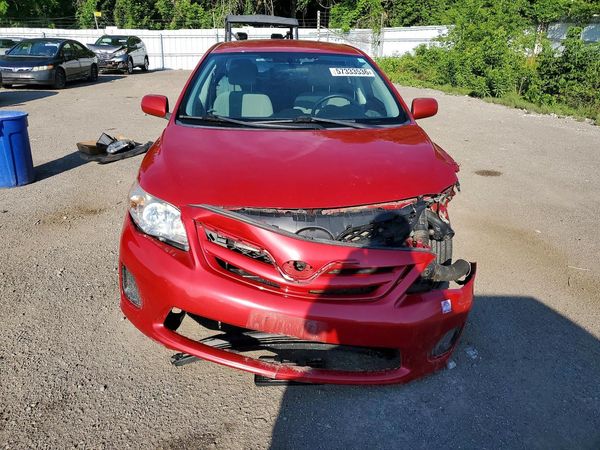 2013 TOYOTA COROLLA
