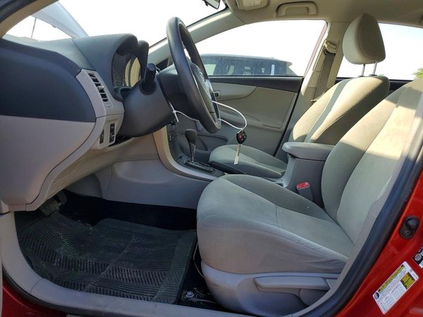 2013 TOYOTA COROLLA