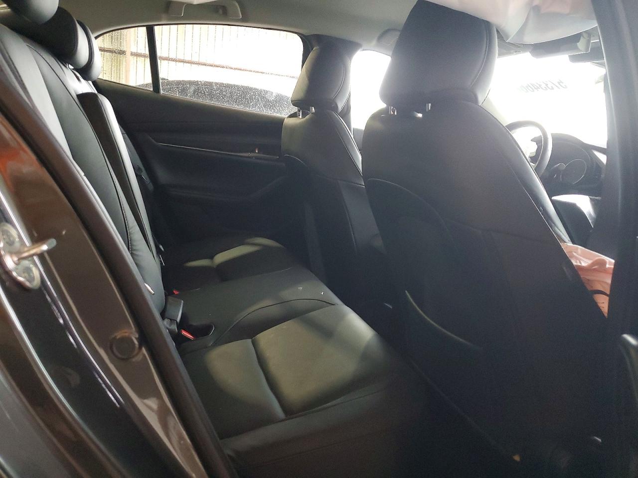 2025 MAZDA 3 Select Sport Package